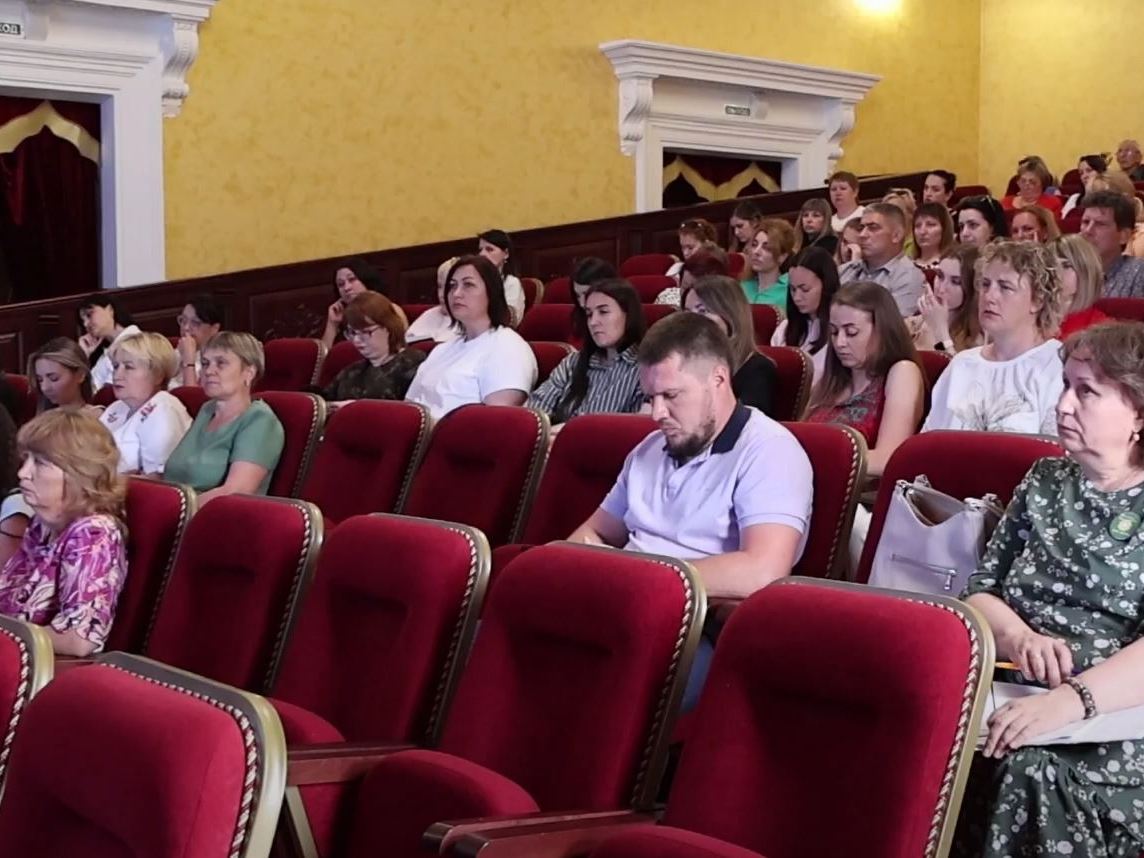 В Армавире прошел зональный семинар о социальном проектировании |  19.06.2024 | Армавир - БезФормата